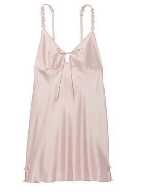 VICTORIA'S SECRET  Satin Rosebud Embroidery Slip